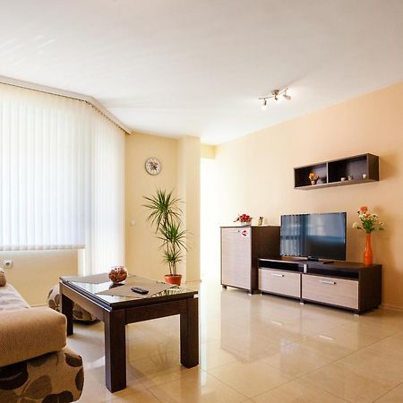 Bright House Aparthotel Plovdiv Exterior photo